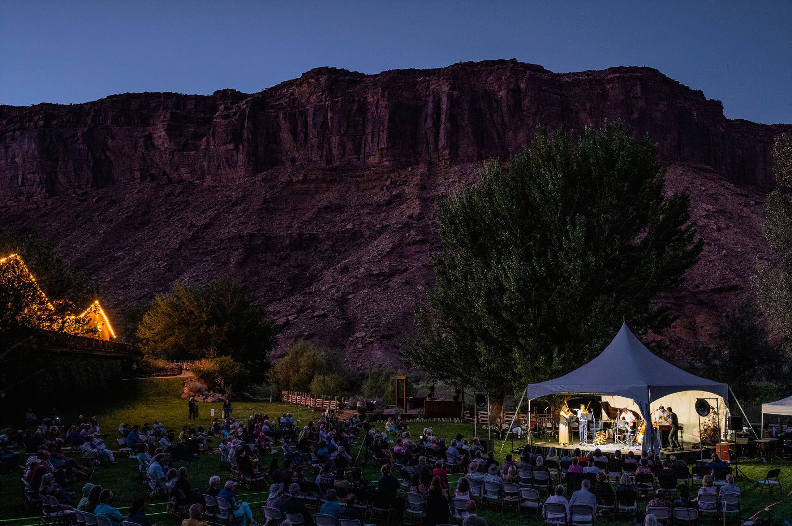 Red Cliffs Lodge